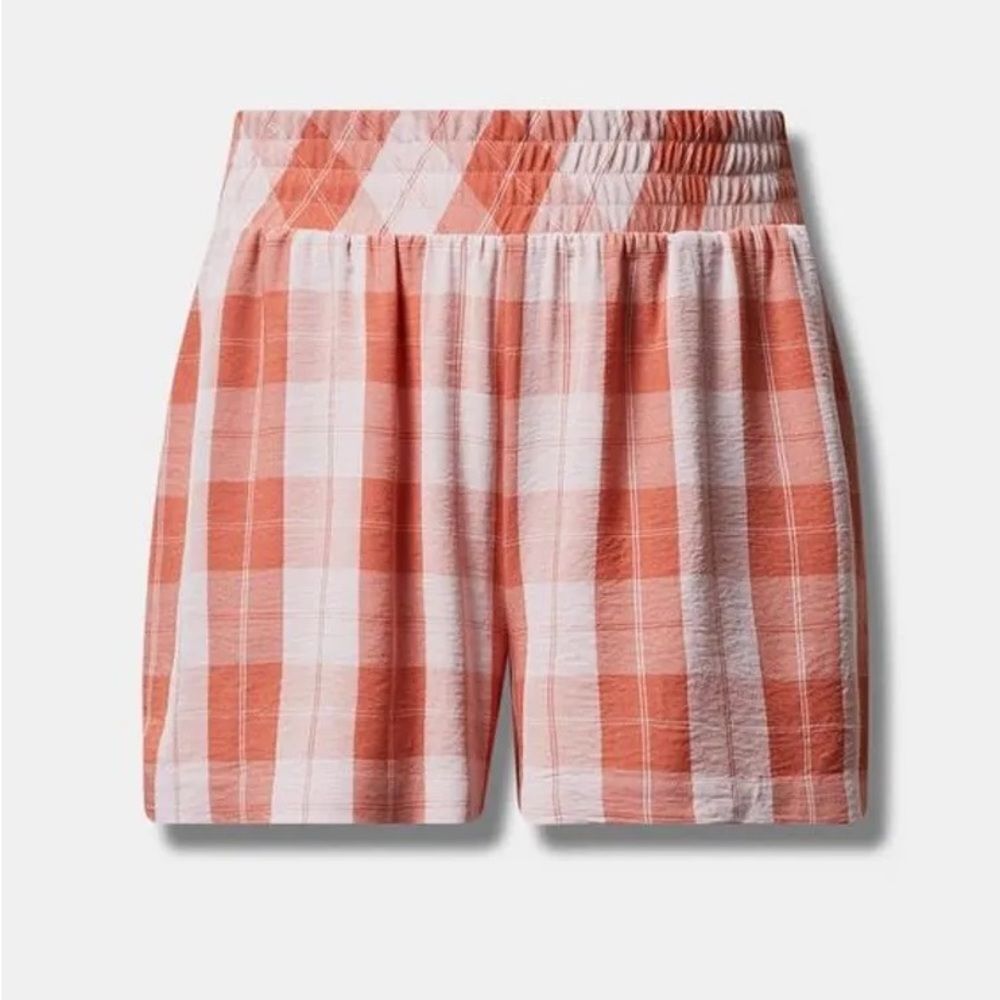 Torrid pull on seersucker shorts - Picture 2 of 5